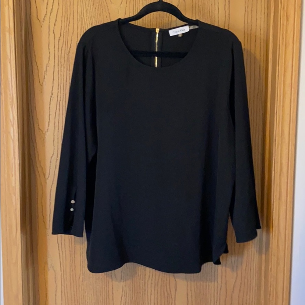 Calvin Klein zip-back 3/4 length blouse